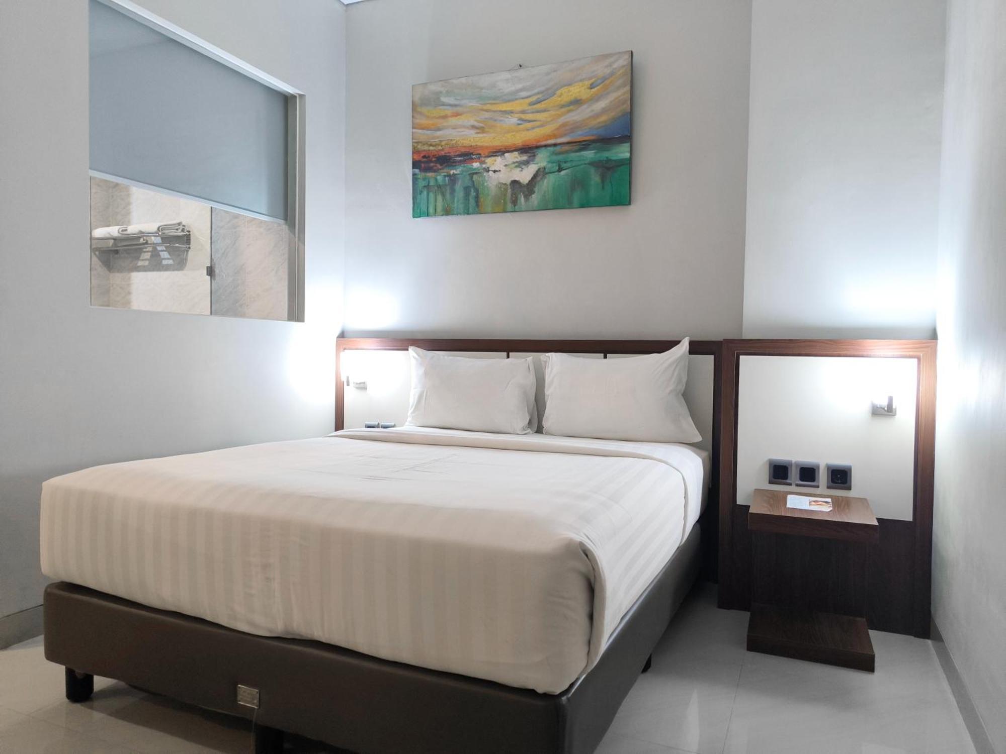 Rylich Panorama Hotel Sorong Bilik gambar