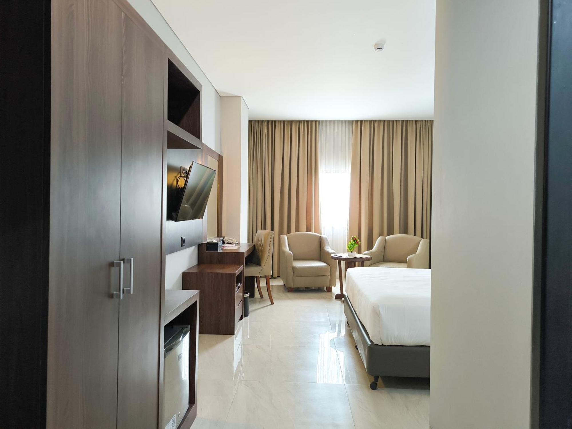 Rylich Panorama Hotel Sorong Bilik gambar