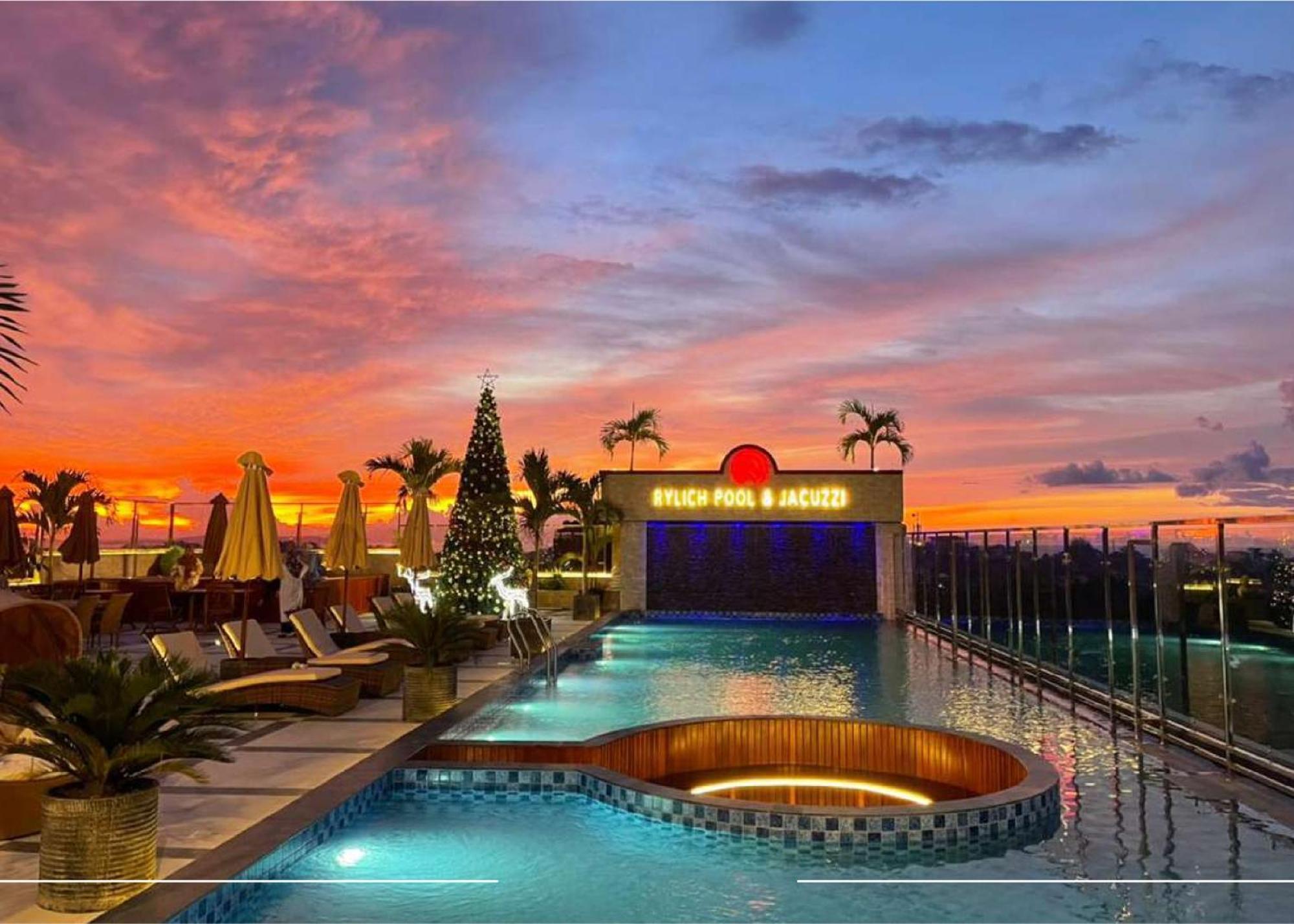 Rylich Panorama Hotel Sorong Luaran gambar